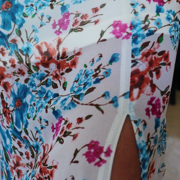 Foreign Exchange Blue and White Floral Maxi Dress - Picture 2 of 11